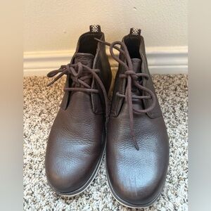 UGG Men’s Brown Leather Lace-Up Shoes | Comfort Casual | Size 10 | NWOT